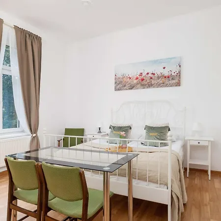 Dietla Family In Center By Renters 크라쿠프